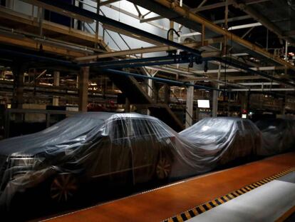 Línea de monataje de Volkswagen Autoeuropa en Lisboa, el 30 de marzo.