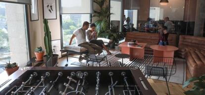 Centro de trabajo compartido de WeWork en el distrito de negocios de Madrid.