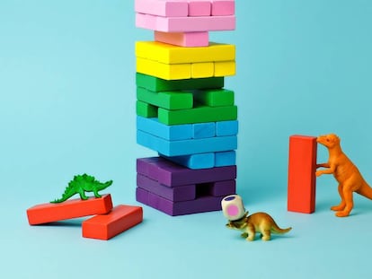 La batería de tu móvil dura poco porque no sabe jugar al jenga
