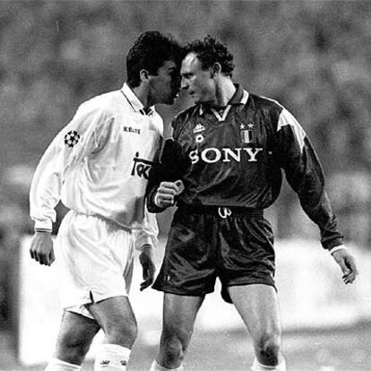Raúl y Vierchowod, durante un Madrid-Juventus en 1996.