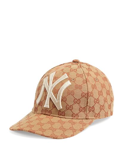 Gorra de Gucci.