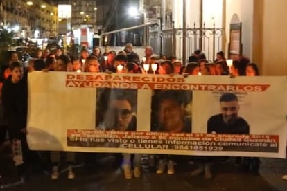 Captura de pantalla del video de la protesta por la desaparición en Napolés.
