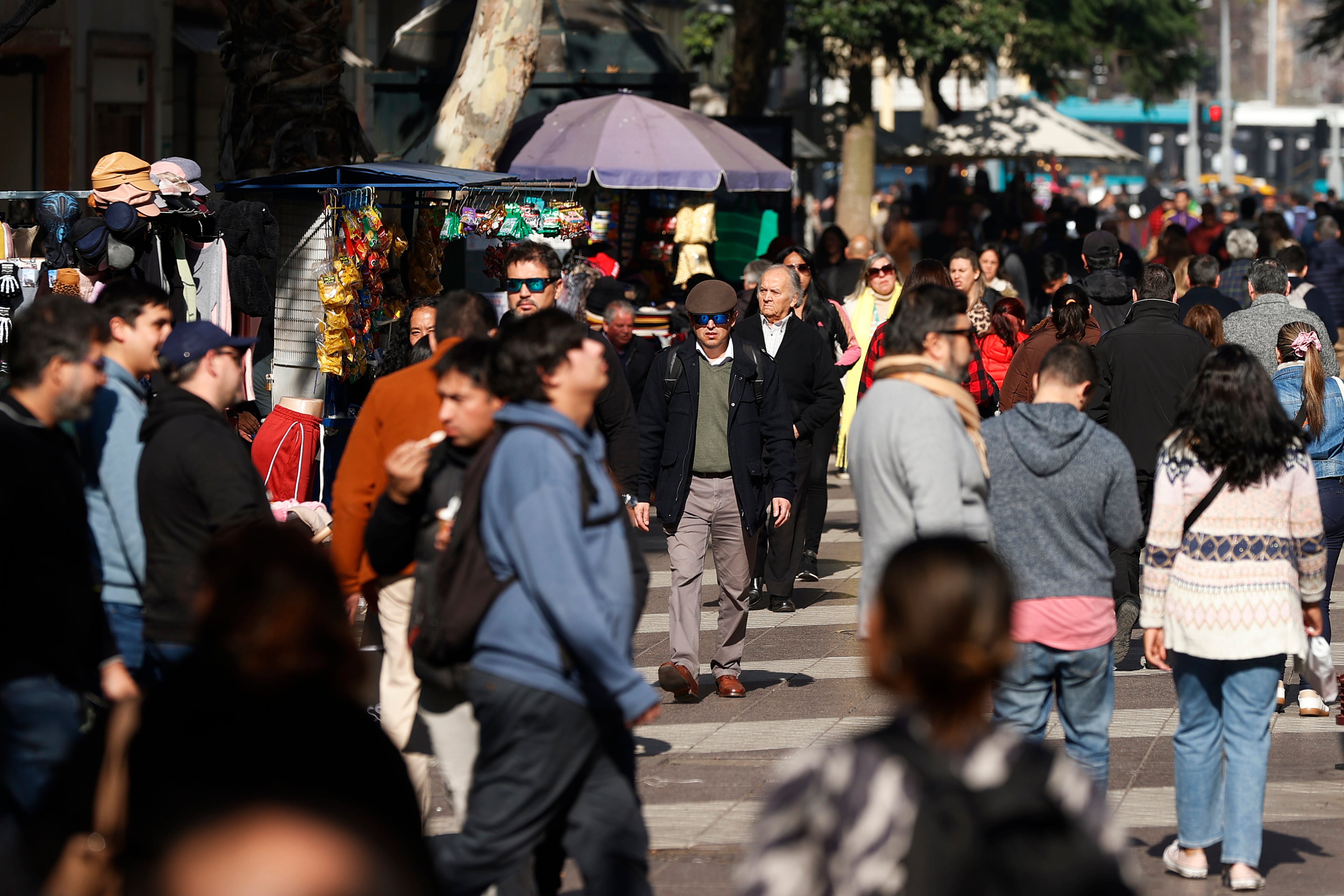 La crisis del desempleo de larga duración en Chile: “Es una realidad que se vive en silencio”