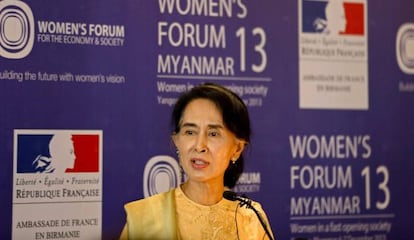 Aung San Suu Kyi, este viernes en Rang&uacute;n.