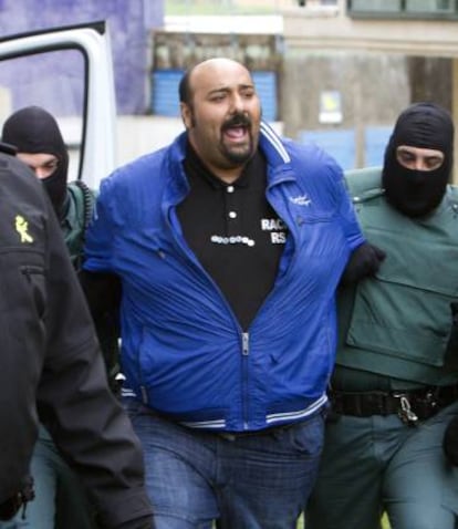 Sinaí Giménez,, a su llegada a los juzgados de Cangas.