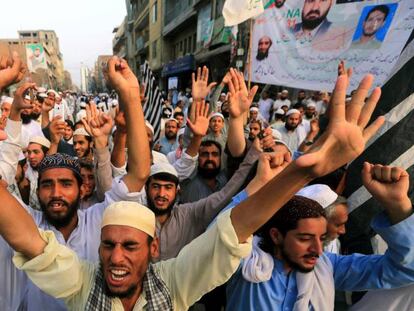 Manifestaciones contra el posible fraude en las elecciones pakistaníes.