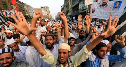 Manifestaciones contra el posible fraude en las elecciones pakistaníes.