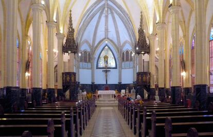Imagen de archivo del interior de la catedral de Malabo.