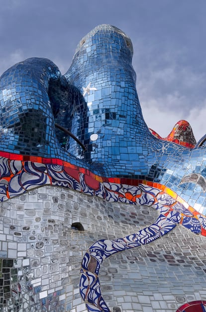 Una de las obras en El Jardín de Tarot, en Capalbio.