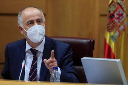 El secretario de Estado de Política Territorial y Función Pública, Francisco Hernández Spínola, este jueves en la Comisión de Presupuestos del Senado en Madrid.