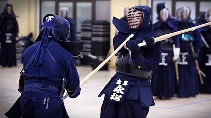 Clase magistral del sensei Nagamatsu en el polideportivo Moscardó.