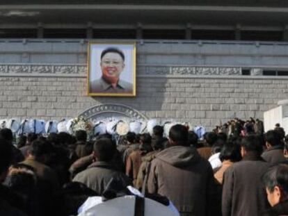 Norcoreanos, el s&aacute;bado en la capilla ardiente de Kim Jong-il. 