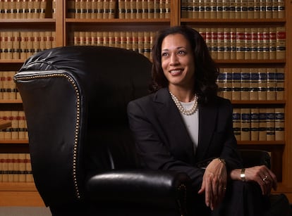Kamala Harris cuando era fiscal del distrito de San Francisco, el 18 de junio de 2004.