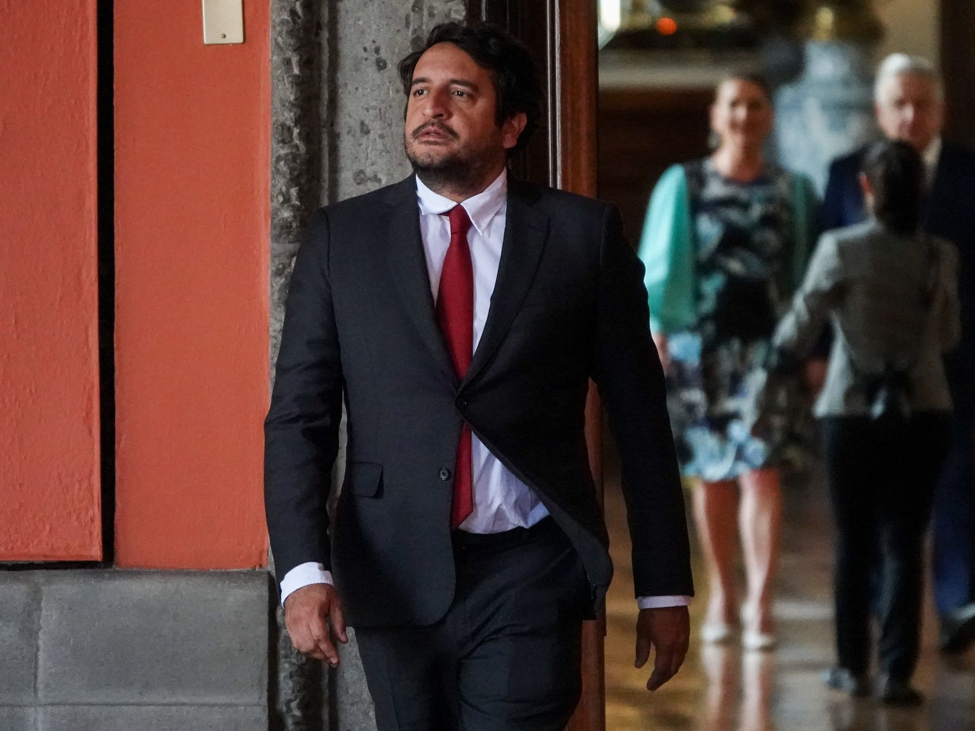 Andrés Manuel López Beltrán: El hijo de López Obrador rechaza el ofrecimiento de Ebrard para entrar en su equipo | EL PAÍS México