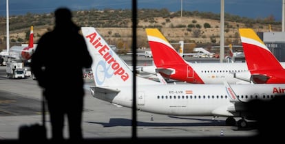 Aviones de Air Europa e Iberia en Barajas.