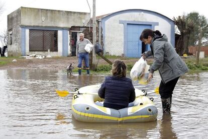 La localidad de San Antonio de Areco, en la provincia de Buenos Aires, anegada por las aguas el pasado viernes.