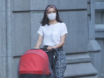 Ines Arrimadas Álex Cima por las calles de Madrid 21/06/2020