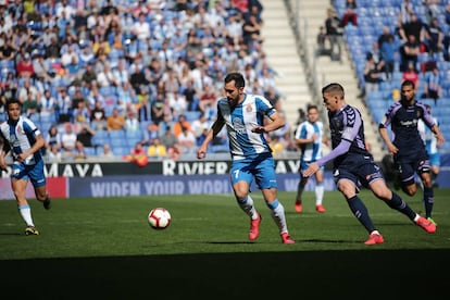 Borja Iglesias, durante el partido entre el Espanyol y el Valladolid.