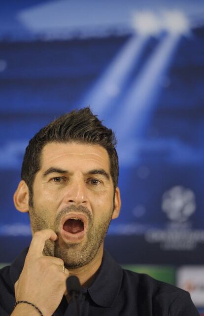 El entrenador del Oporto, Paulo Fonseca, durante la rueda de prensa en el Estadio do Dragao.