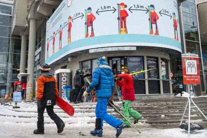 Turistas en Verbier el pasado 11 de diciembre.