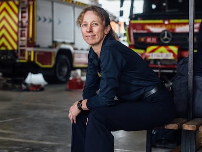Annika Coll: "¿Puedo ser bombero siendo tía?"