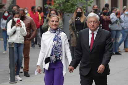 Andres Manuel Lopez Obrador y Beatriz Gutiérrez
