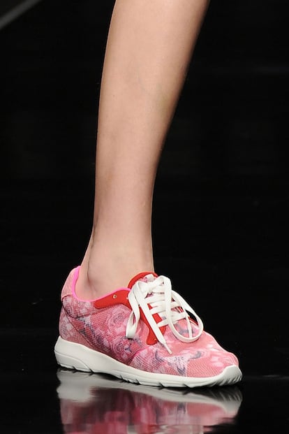 Zapatillas con estampado floral de John Richmond.