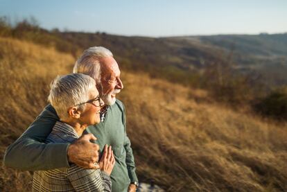 Los productos de Banco Sabadell invierten en Ciclo de Vida, lo que significa que se van adaptando las inversiones anualmente a la edad de cada partícipe.