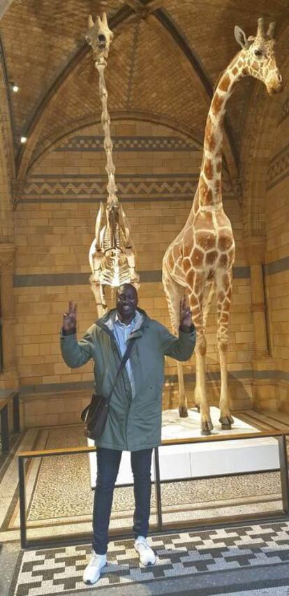 Souley Drame, en el Museo de Historia Natural de Londres.