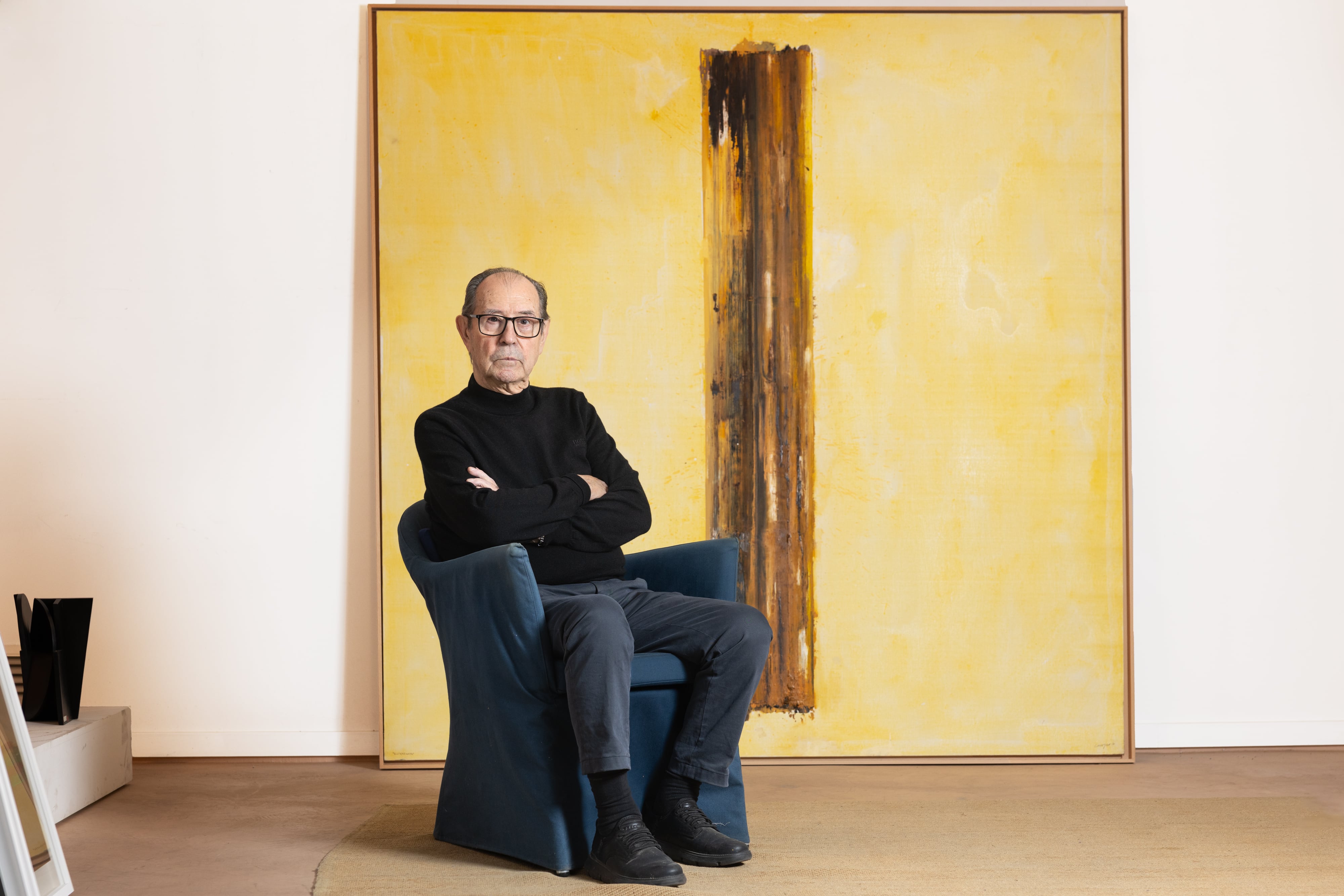 El pintor, Rafael Canogar, en su estudio de Madrid, el pasado 27 de noviembre.