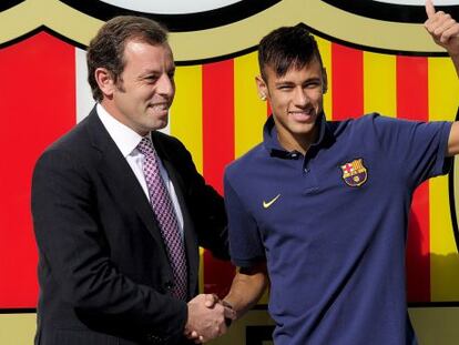 Rosell y Neymar el día de su presentación como azulgrana.