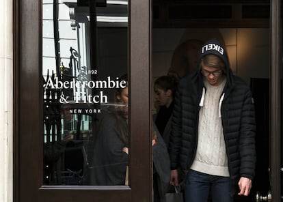 Abercrombie & Fitch ha abierto una tienda en Savile Row.