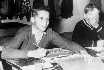 Arnold Schwarzenegger en clase con 11 años. Era 1958.