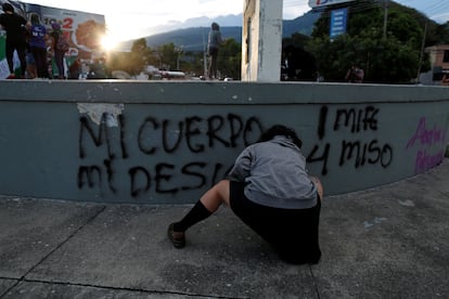 Protesta a favor del aborto seguro en El Salvador