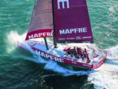 El Volvo Open 70 Mapfre con casi 22 metros de eslora, fue construido por el astillero King Marine en Alginet, Valencia, en abril de 2011.