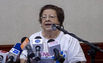 La presidenta del Cenidh, Vilma Núñez, durante una rueda de prensa.