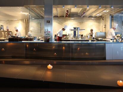 Cocina del restaurante de Dani García, Calima, en Marbella.