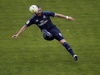 Benzema, en una acción del partido.