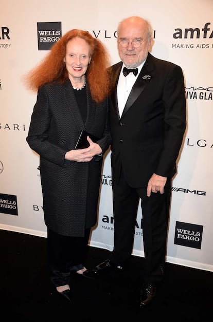 Grace Coddington acompañada por el fotógrafo Peter Lindbergh, homenajeado en la gala. 