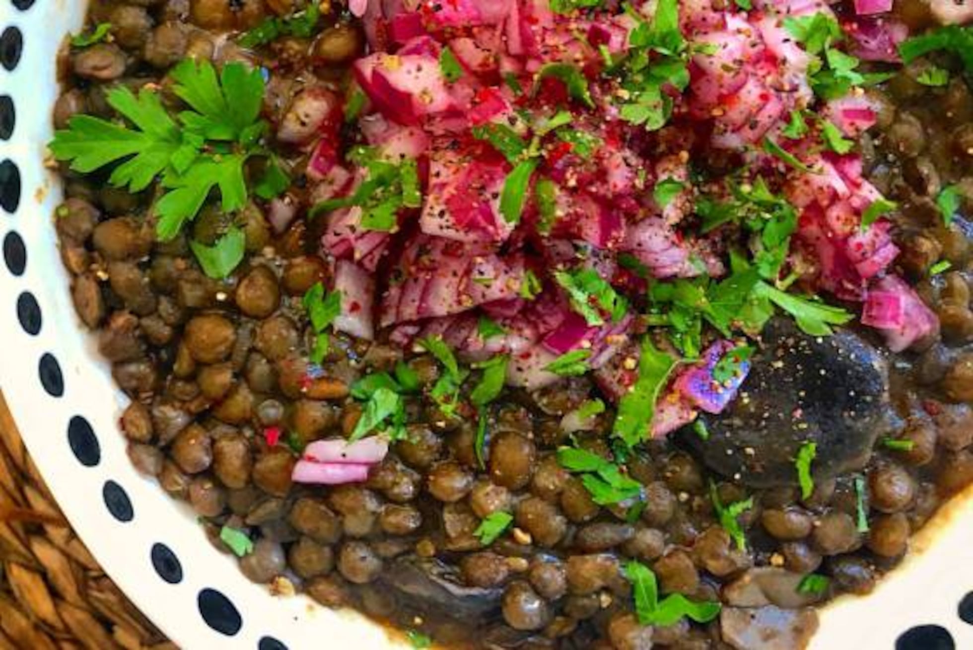 Cómo cocinar platos de cuchara rápidos con lentejas de bote | El Comidista  | Gastronomía | EL PAÍS