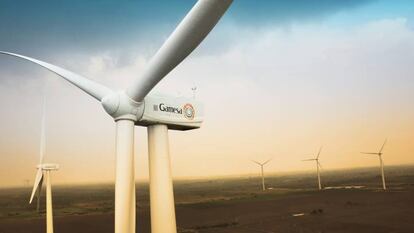 Siemens Gamesa ahonda en su caída y se acerca a mínimos del año