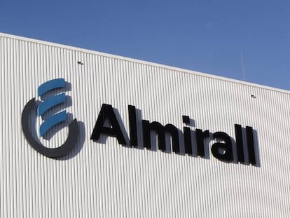 Almirall logra los derechos de un fármaco contra enfermedades autoinmunes