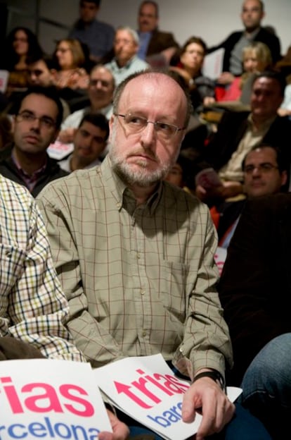 Àngel Colom en una convención municipal de Barcelona de CiU.
