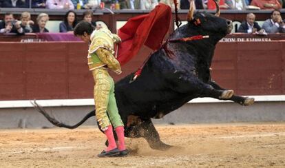 Antonio Nazaré, en la faena a su segundo toro.