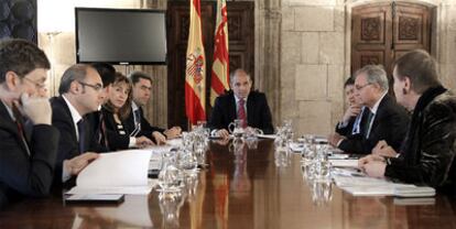 Francisco Camps preside la reunión del patronato del Palau de les Arts.