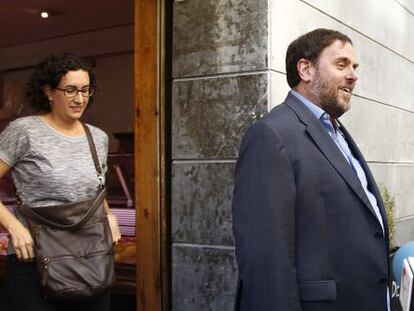 Oriol Junqueras y Marta Rovira, a la sortida de l'esmorzar amb representants de ICV-EUiA