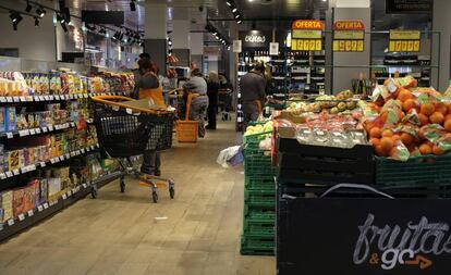 Interior de un supermercado en Madrid.