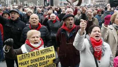 Protesta de pensionistas vascos, el pasado lunes en Bilbao.