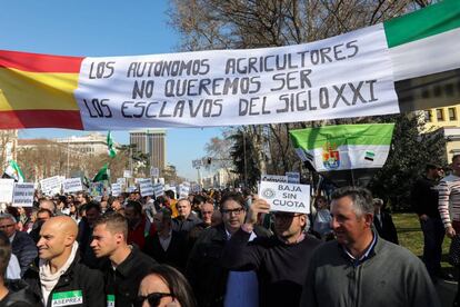 16/02/2020 Manifestación de autónomos de todos los sectores para reivindicar mejoras laborales  en Madrid (España) a 16 de febrero de 2020.  ECONOMIA  Jesús Hellín - Europa Press