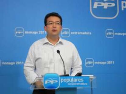 Manzano En La Sede Del PP